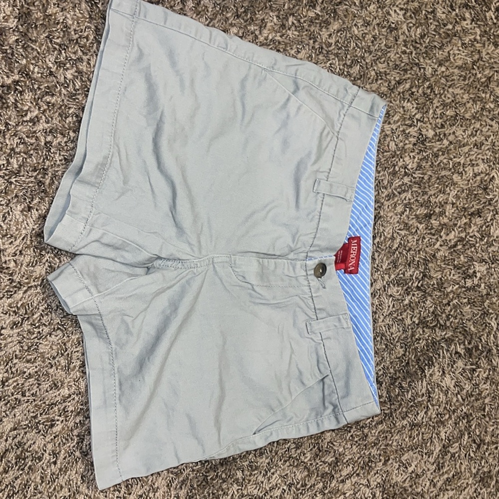 Grey shorts